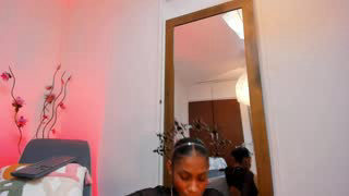 kamila_arias about 31 minutes into her 31 Oct show