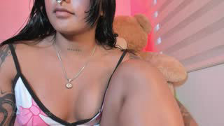 katharina_lopez about 4 minutes into her 6 Oct show