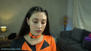 kellytesh about 2 minutes into her 8 Oct show