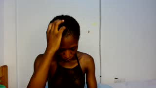 kimberly_chloe about 3 minutes into her 23 Oct show