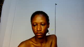 kimberly_chloe about 4 minutes into her 26 Oct show