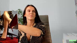 legswattitude about 2 minutes into her 8 Oct show
