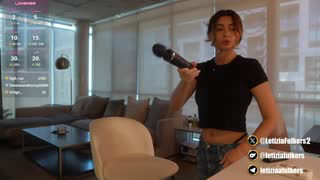 letiziafulkers1 about 56 minutes into her 24 Oct show