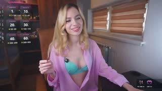 like_pie about 17 minutes into her 10 Oct show