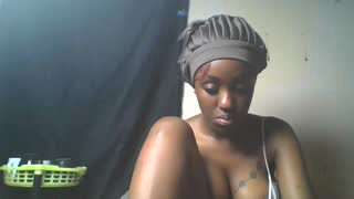 lovers_oncam about 4 minutes into their 28 Oct show