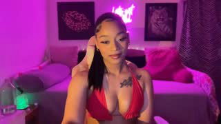 lunaa_11 about 7 minutes into her 29 Oct show