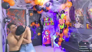 masters_sexx about 33 minutes into his 22 Oct show
