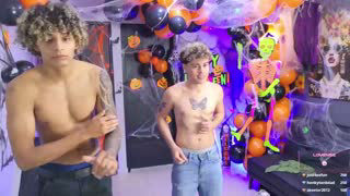 masters_sexx about 18 minutes into his 23 Oct show