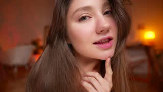mia_dynasty about 8 minutes into her 6 Oct show