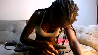 mishie_sexie about 40 minutes into her 30 Oct show