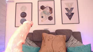 missemilie1 about 32 minutes into her 22 Oct show