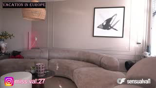missvalery_1 about 2 minutes into her 14 Oct show