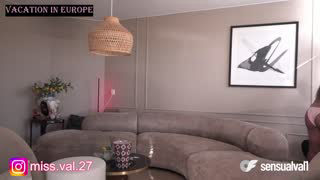 missvalery_1 about 5 minutes into her 14 Oct show