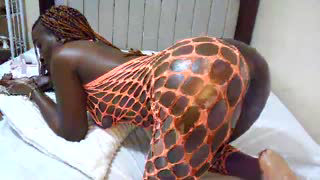 nastyafrika about 7 minutes into her 23 Oct show