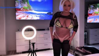 naughtyobsessions about 11 minutes into her 10 Oct show