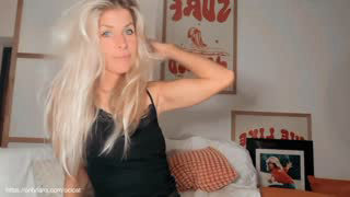 ocicat about 11 minutes into her 14 Oct show
