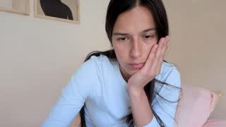 ohanna_ about 2 minutes into her 7 Oct show