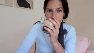 ohanna_ about 5 minutes into her 7 Oct show