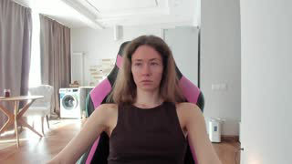 oksanafedorova about 17 minutes into her 6 Oct show
