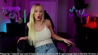 oliviaowens about 5 minutes into her 7 Oct show