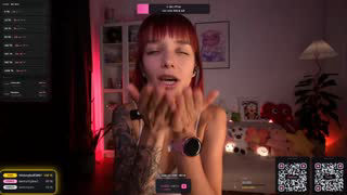 oooops__ about 2 minutes into her 6 Oct show