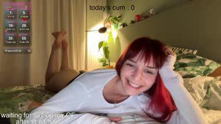 oooops__ about 2 minutes into her 7 Oct show