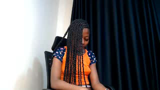 petite_freakette about 184 minutes into her 26 Oct show