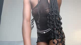 petite_freakette about 6 minutes into her 29 Oct show