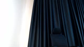 petite_freakette about 1 minute into her 30 Oct show