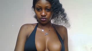 Prettylynee about 7 minutes into her 15 Oct show