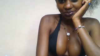 Prettylynee about 3 minutes into her 15 Oct show