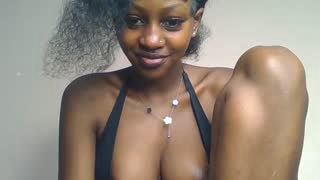 Prettylynee about 10 minutes into her 22 Oct show