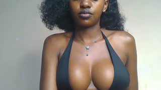 Prettylynee about 20 minutes into her 22 Oct show