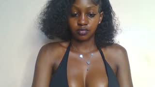 Prettylynee about 3 minutes into her 23 Oct show