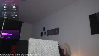 queen_leylla about 2 minutes into her 12 Oct show