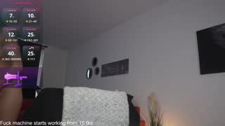 queen_leylla about 4 minutes into her 16 Oct show