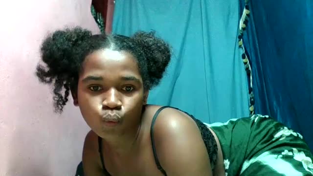 ravelosoma29 Chaturbate 5 Minutes on a Friday 30 Oct 20:48 UTC