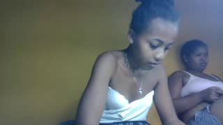 richella34 about 12 minutes into her 24 Oct show