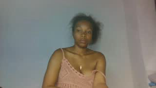 richella34 about 1 minute into her 30 Oct show