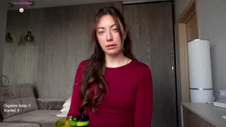 ronny_ponny about 17 minutes into her 8 Oct show