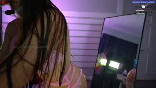 rosiebones about 17 minutes into her 14 Oct show