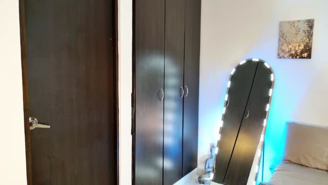 sarah__cinnamon Chaturbate Cam Girl With a Big Ass 30 Oct 17:59 UTC