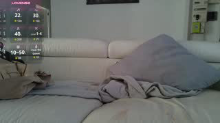 sasha_bellune about 42 minutes into her 30 Oct show