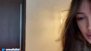 shinyways about 9 minutes into her 23 Oct show