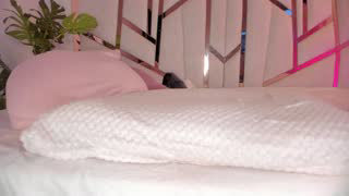 shy_booty18 about 13 minutes into her 23 Oct show