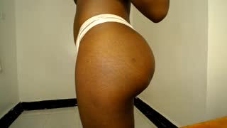 sizzly_ass about 7 minutes into her 29 Oct show