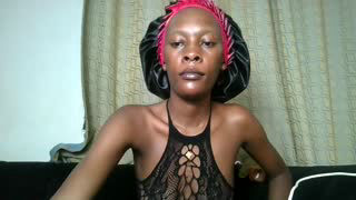 slim_bitch_2 about 54 minutes into her 27 Oct show