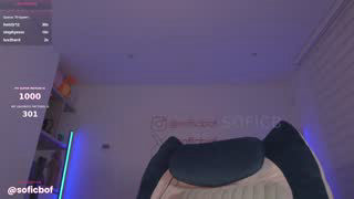 soficb about 2 minutes into her 5 Oct show