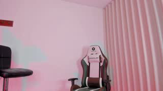 sweet__giirl about 99 minutes into her 23 Oct show
