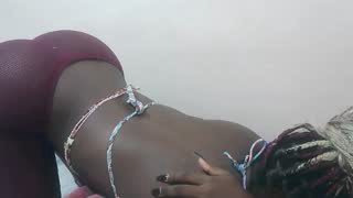 sweetmaya01 about 2 minutes into her 24 Oct show